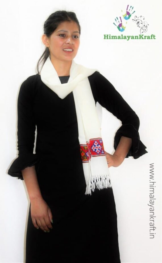 Purely Hand Woven Traditional Kullu Handloom Wool Muffler For Unisex