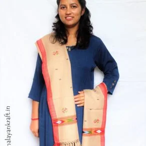Kullu Handloom Elegant Design Pure Wool Stole - Kingri Jaal